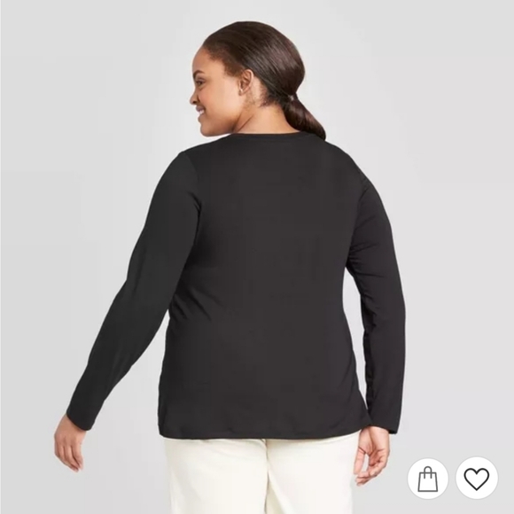 Women's Plus Size Long Sleeve Scoop Neck T-Shirt - - Picture 2 of 3